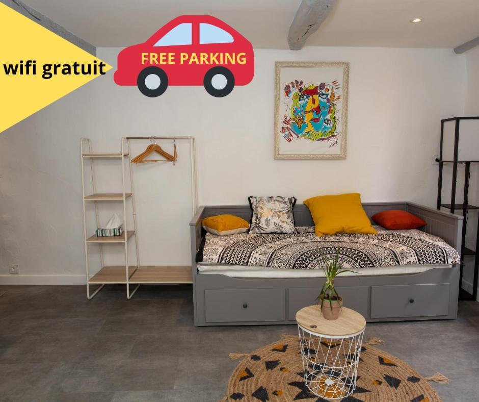 Studio Cosy Dans Centre Historique Avec Parking Apartment Грас Екстериор снимка
